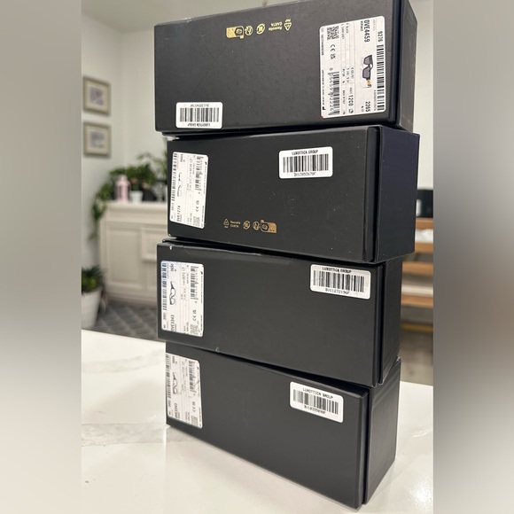 Versace Sunglasses Box Set - Picture 3 of 5